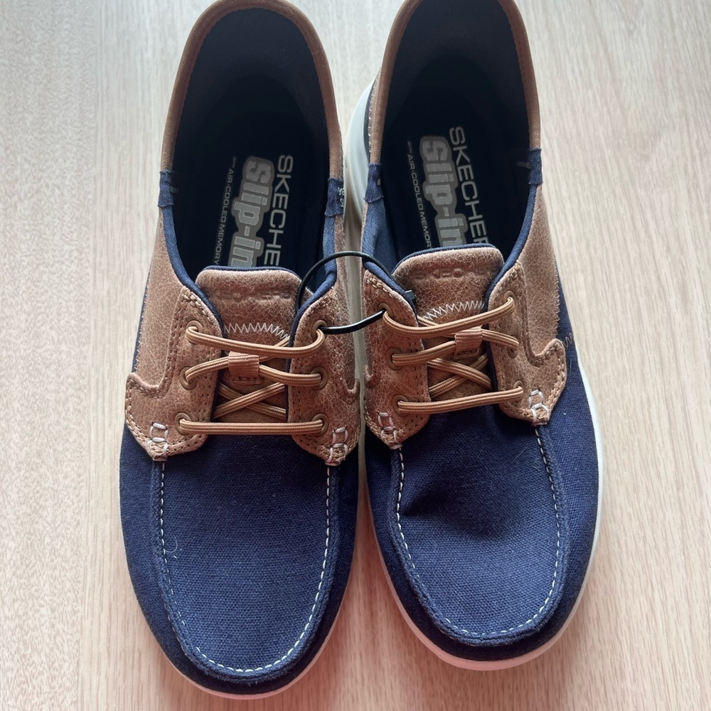 Skechers Slip -ins boat shoes.